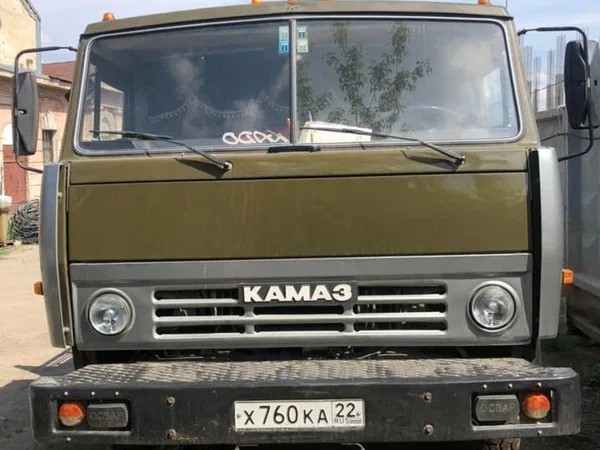 Бортовой грузовик КамАЗ 5320