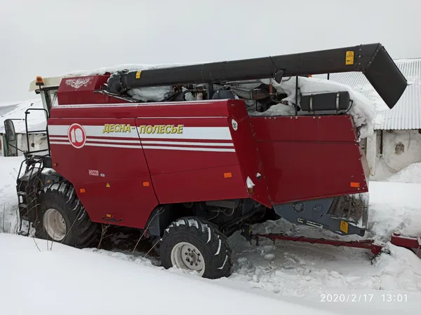 Зерноуборочный комбайн Палессе GS10