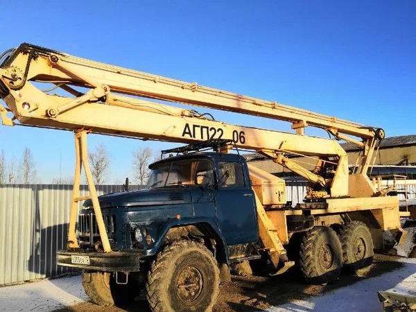 Автовышка ЗИЛ 131 с АГП-22-06