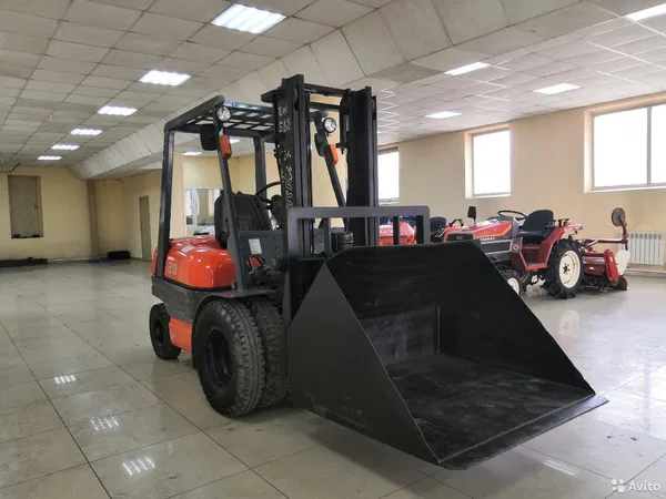 Вилочный погрузчик Toyota 6FG20