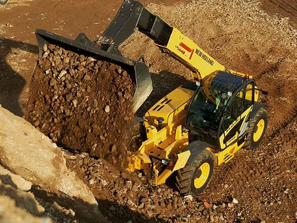 Телескопический погрузчик New Holland LM1445