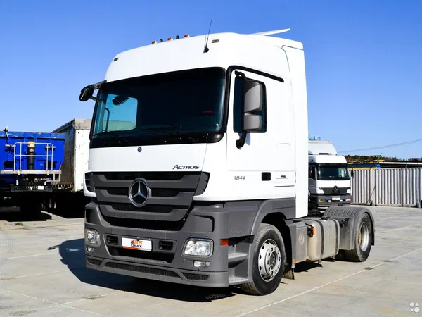 Седельный тягач Mercedes-Benz Actros 1844 LS