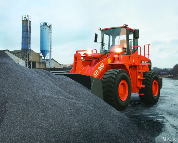 Фронтальный погрузчик Doosan DISD SD300
