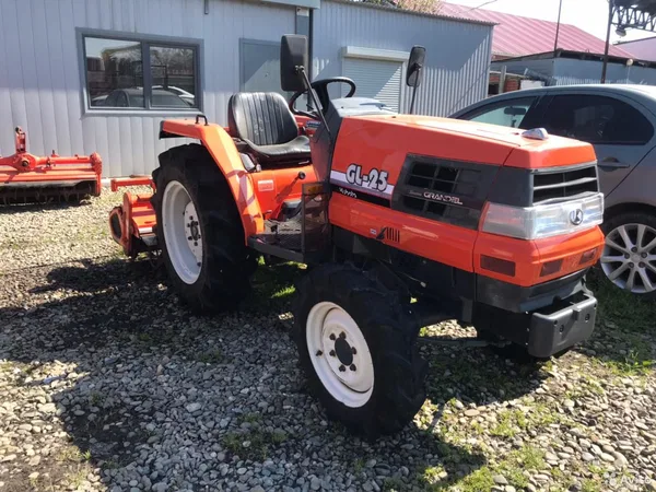Мини-трактор Kubota GL25