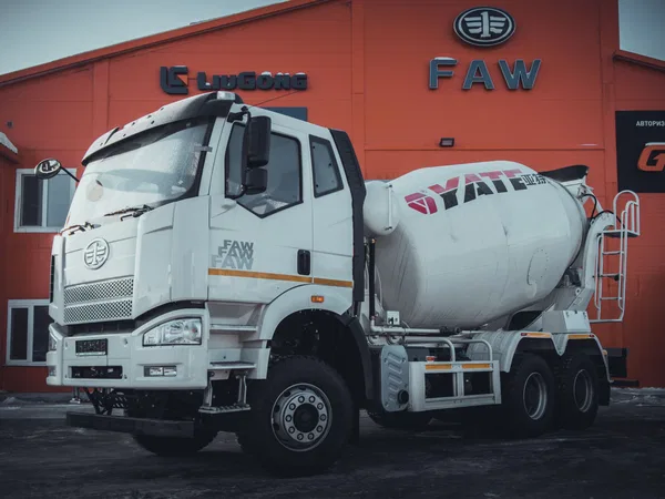 Автобетоносмеситель FAW J6 YATE