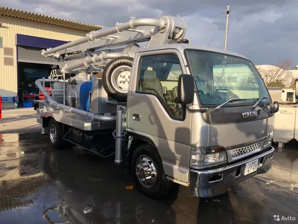 Автобетононасос Schwing PH50-17 на шасси Isuzu Elf