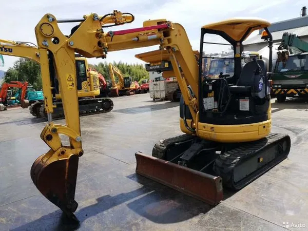 Мини-экскаватор Komatsu PC30UU-5