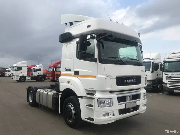 Седельный тягач Камаз 5490 NEO