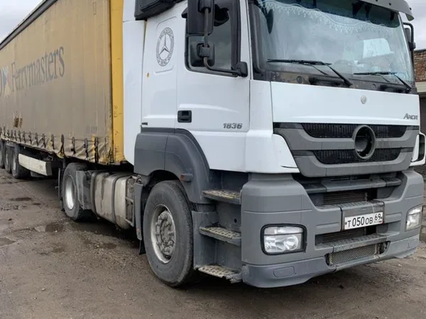 Седельный тягач Mercedes-Benz