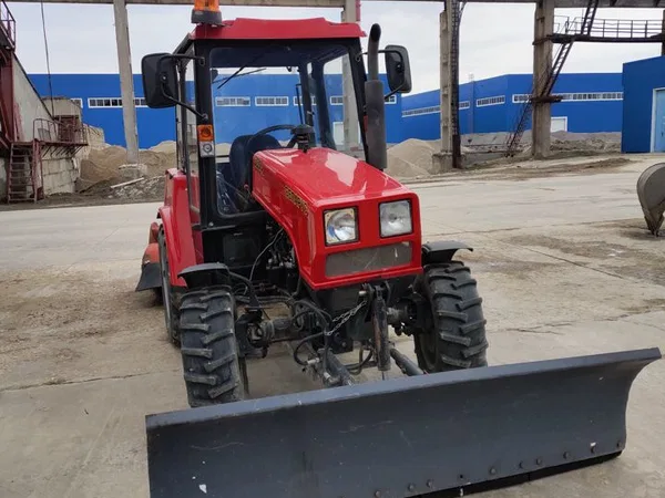 Трактор МТЗ Беларус 320.4