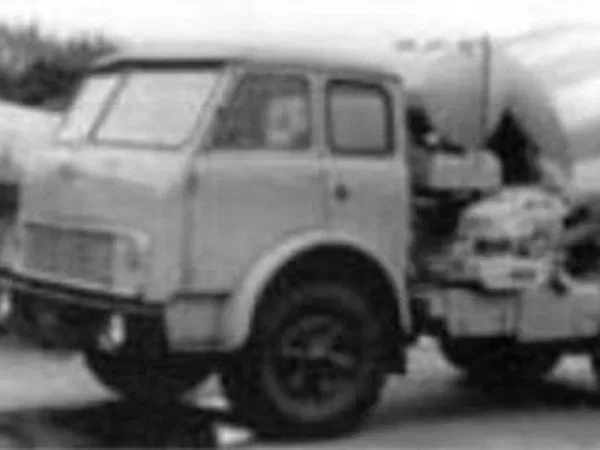 Автобетоносмеситель МАЗ 5549