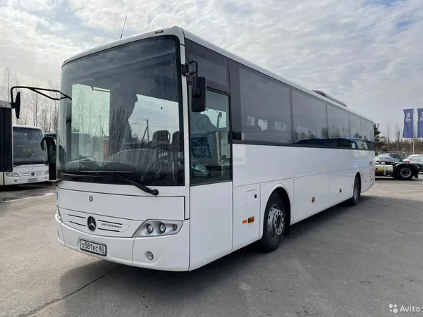 Автобус Mercedes-Benz Intouro