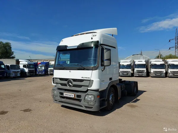 Седельный тягач Mercedes-Benz Actros 1841