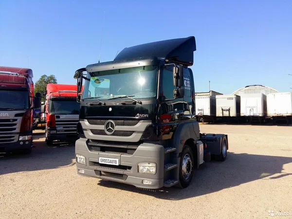 Седельный тягач Mercedes-Benz Axor