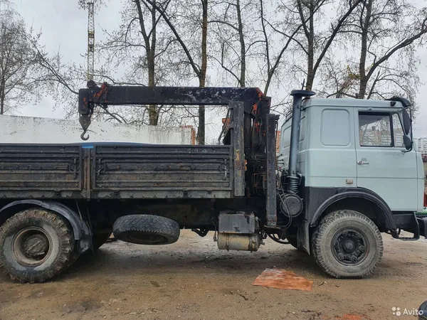 Бортовой грузовик с КМУ МАЗ