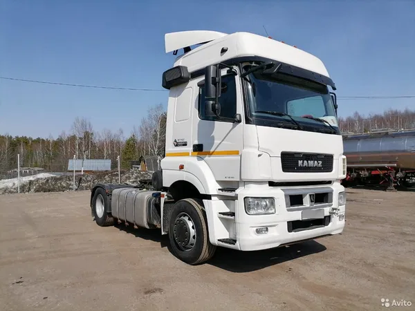 Седельный тягач Камаз 5490 NEO