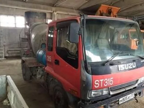 Автобетоносмеситель Isuzu Forward