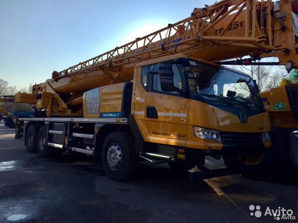 Автокран XCMG XCT25