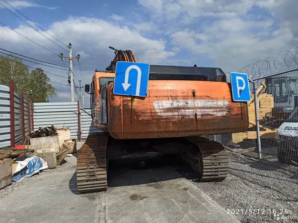 Гусеничный экскаватор Doosan Solar 420LC-V