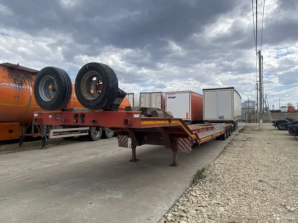 Полуприцеп тяжеловоз Hartung 943000
