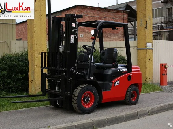 Вилочный погрузчик EP Equipment Cayman СРСD25Т8
