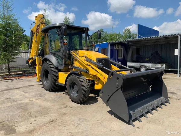 Экскаватор-погрузчик New Holland B80B
