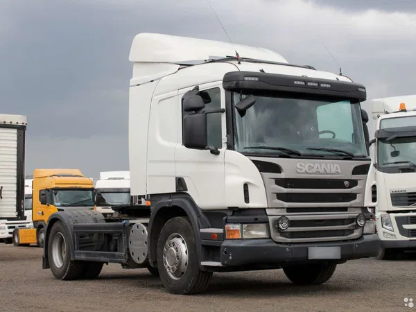 Седельный тягач Scania P440