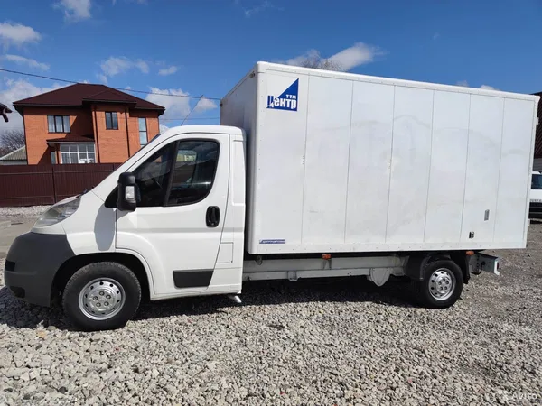 Промтоварный фургон Peugeot Boxer Ducato