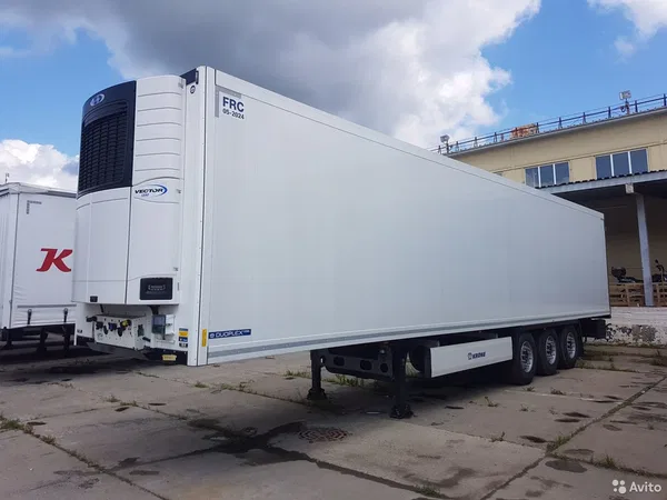 Полуприцеп рефрижератор Krone Carrier 1550
