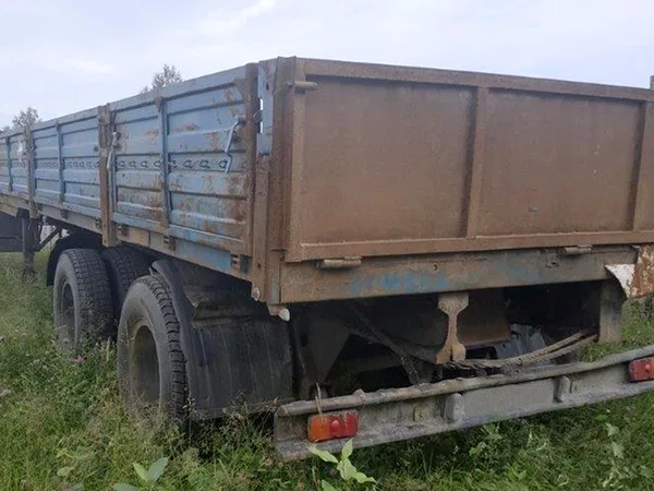 Бортовой полуприцеп СЗАП 93271