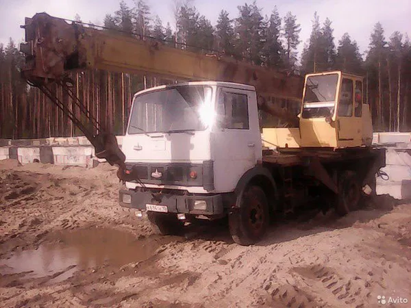 Автокран МАЗ 14 тонн