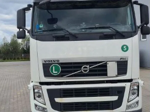 Седельный тягач Volvo FH12