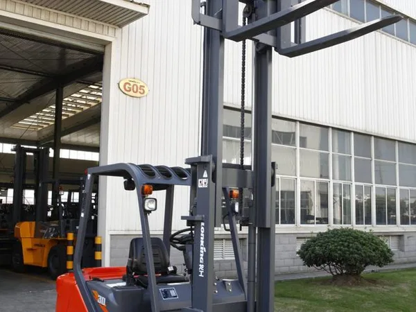 Вилочный погрузчик Lonking FD30T