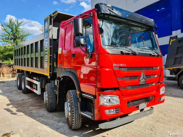 Самосвал HOWO HW76