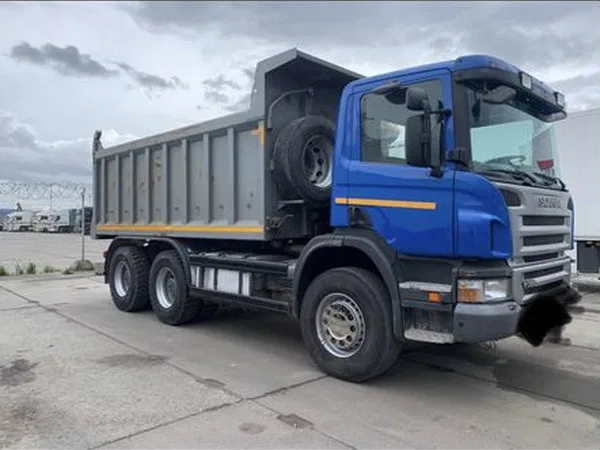 Самосвал Scania P380