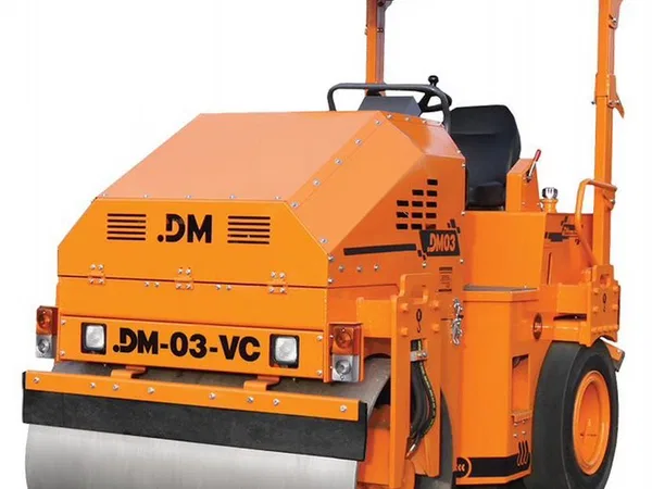Комбинированный каток Завод дорожных машин DM-03-VC