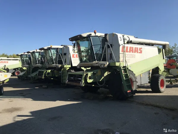 Зерноуборочный комбайн Claas Lexion 460