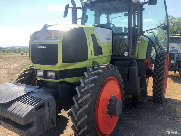 Трактор Claas Atles 946
