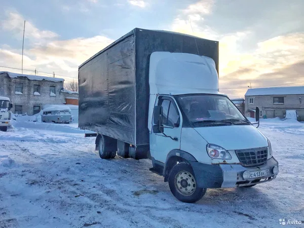 Тентованный автомобиль ГАЗ Валдай
