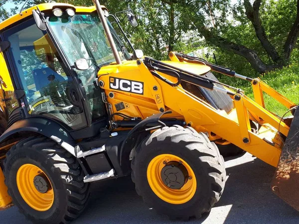 Экскаватор-погрузчик JCB 3CX