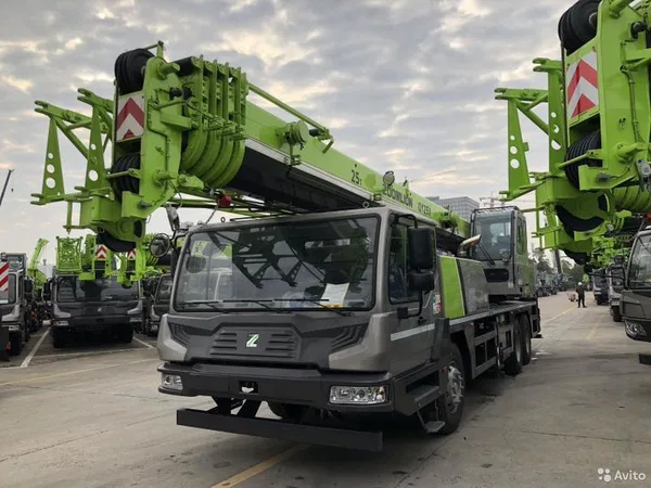 Автокран Zoomlion QY25V