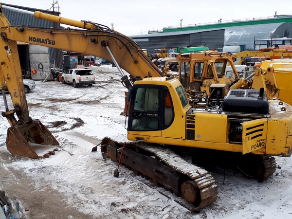Гусеничный экскаватор Komatsu PC400-6
