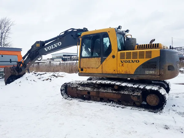 Гусеничный экскаватор Volvo EC180B LC