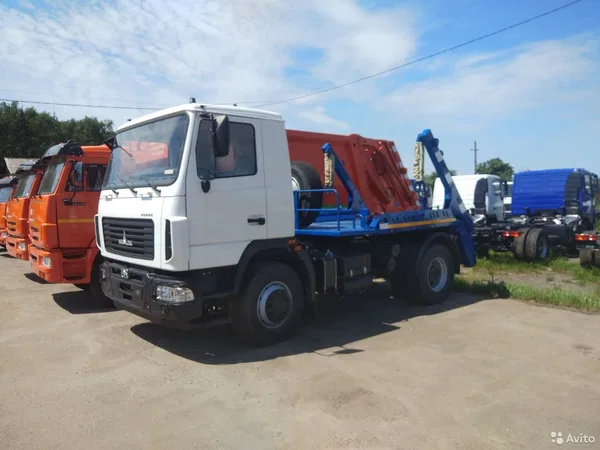 Бункеровоз РАРЗ МК-3512-02 на шасси МАЗ 555025-551-000
