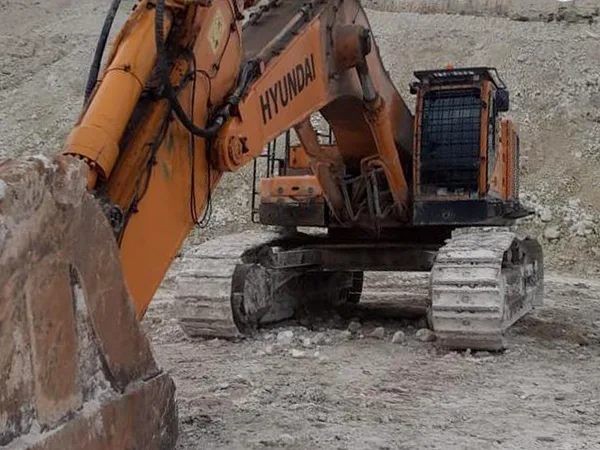 Карьерный (горный) экскаватор Hyundai R800LC-9