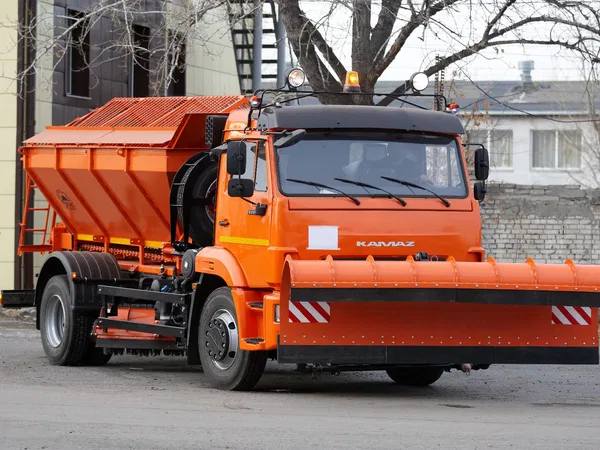 Комбинированная дорожная машина КамАЗ 43253