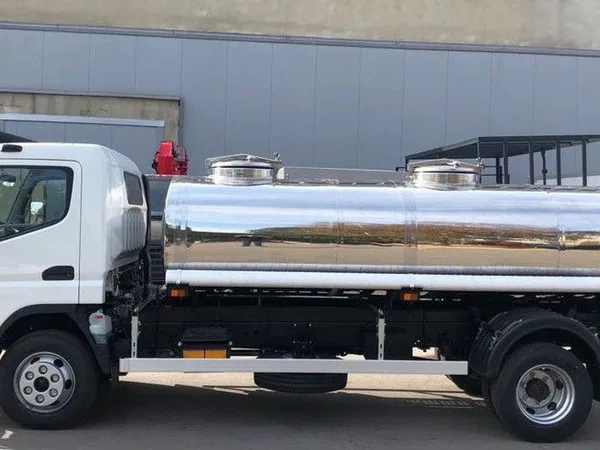 Автоцистерна Mitsubishi Fuso Canter молоковоз