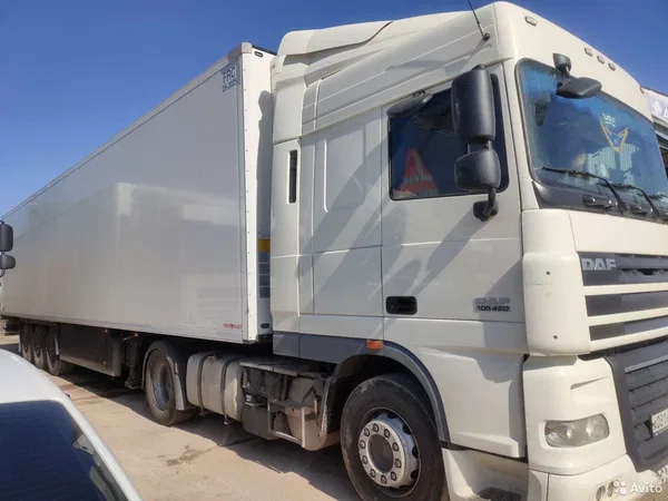 Седельный тягач DAF XF 105.460