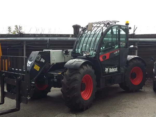 Телескопический погрузчик Bobcat 35.70
