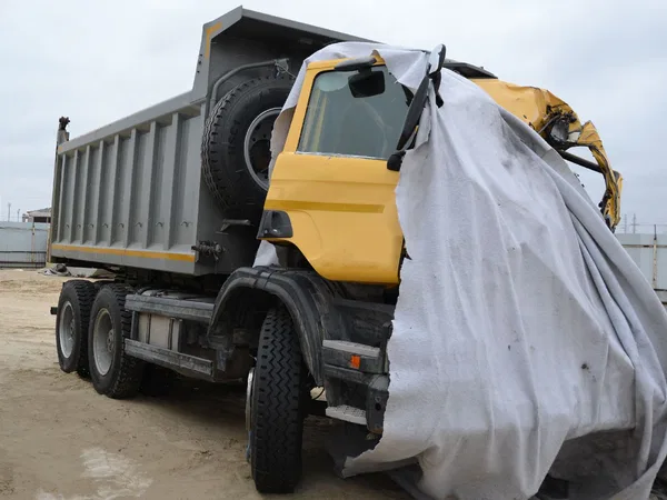 Самосвал Scania P380 CB EHZ